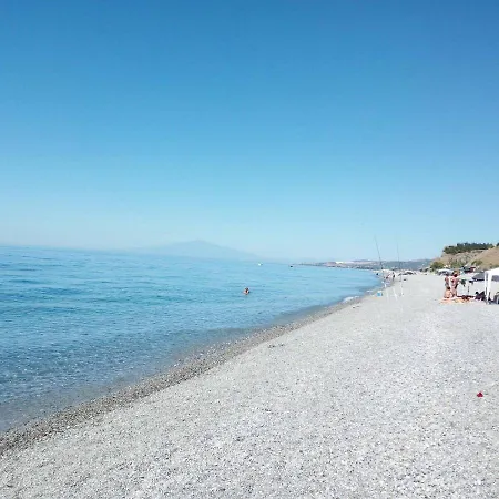 Monolocale Delux, Nel Centro Storico Ed A Pochi Passi Dal Mare Condofuri Marina