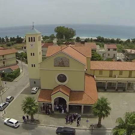 B&B Monolocale Delux, Nel Centro Storico Ed A Pochi Passi Dal Mare Condofuri Marina