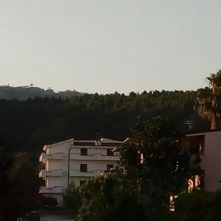 Monolocale Delux, Nel Centro Storico Ed A Pochi Passi Dal Mare B&B Condofuri Marina